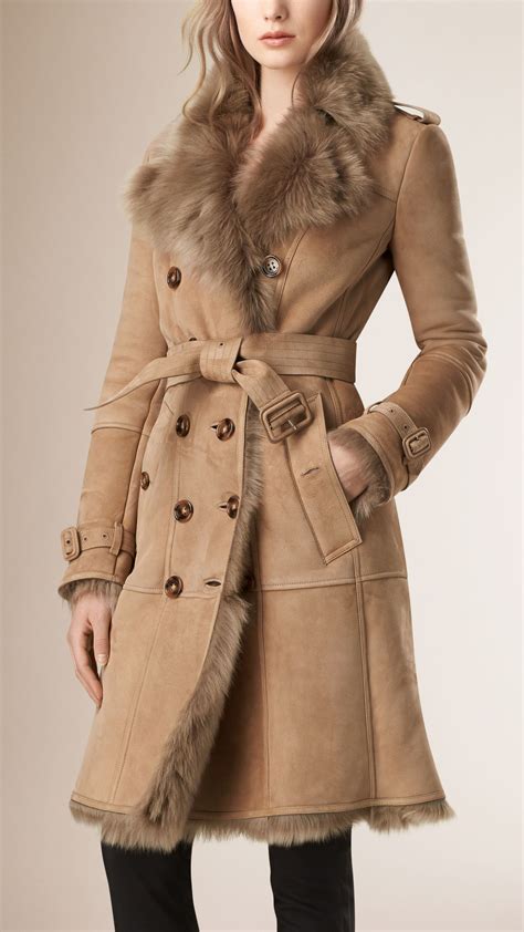 burberry jacke kariert|Burberry fur coat.